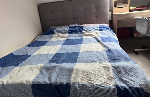 Saggart Cama Y Desayuno | Double Bedroom with Shared Bathroom Available to Rent