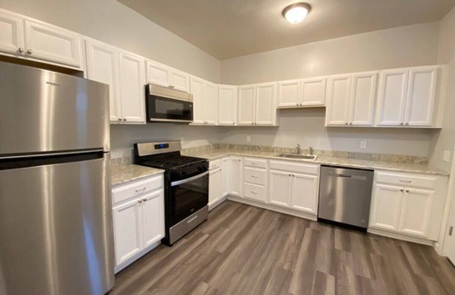 Oneonta Apartamento | Double Play Apt 2 - All Star Baseball Rentals