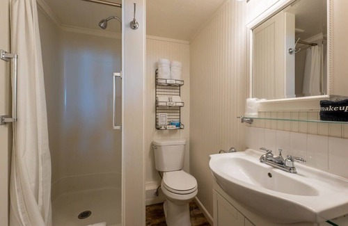 Bandon Casa | Double Queen Dream | Bandon Marina Inn