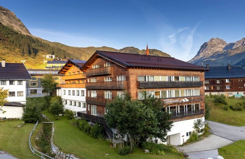 Warth Casa | Double room Anemone - Hotel Walserberg