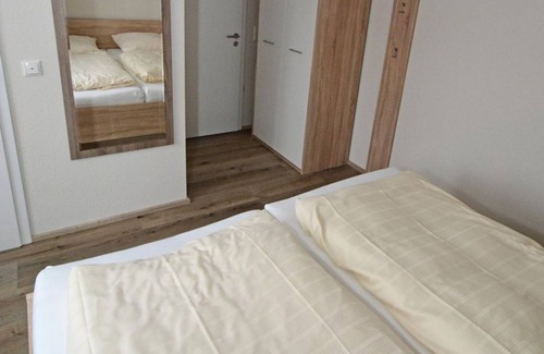 Waldbockelheim Casa | Double room B, shower/WC, 1 bedroom - Weinhaus Hehner-Kiltz