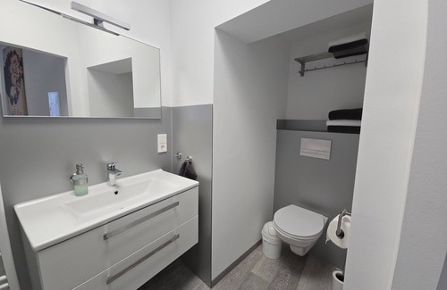 Ramstein-Miesenbach Apartamento | Double room for 2 with kitchen
