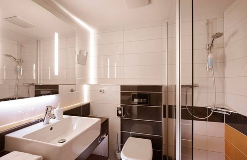 Bastei Casa | Habitación doble Grand, baño, WC - Berghotel Bastei