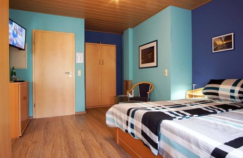 Kottenborn Cama Y Desayuno | Habitación doble con ducha / WC "Grüne Hölle" - Gästezimmer u. Apartment Irene