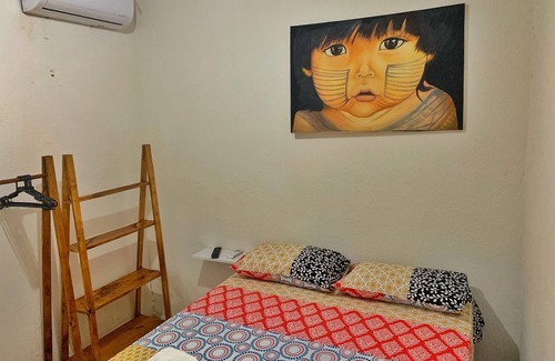 Aldeota Casa | Double room with private bathroom, Wi-Fi, AIR and TV.
