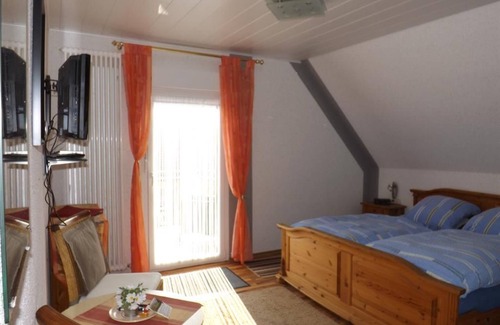 Kaimt Cama Y Desayuno | Habitación doble ducha / WC / balcón - Winzerhaus Haas-Lenz