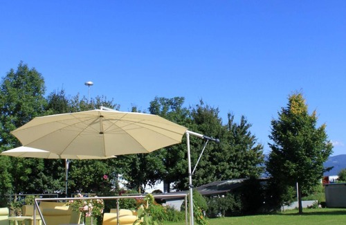 Loretto Casa | Habitación doble con ducha o Cuarto de baño, WC - Airporthotel Salzburg