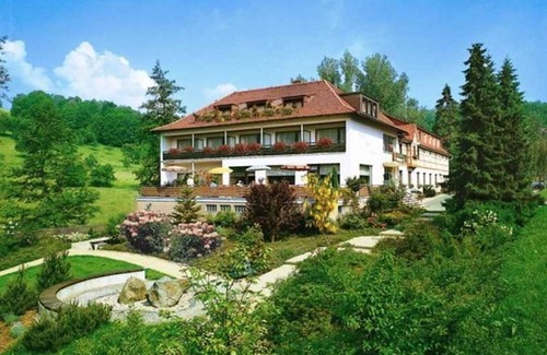 Lindenfels Hotel | Habitación doble con balcón sur 06 - Odenwald Star Hotel Wiesengrund
