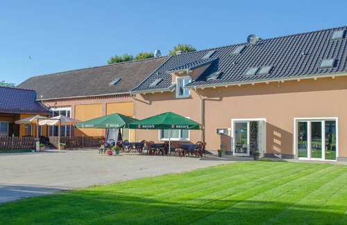 Weisen Apartamento | Double/twin room with bathroom and garden view