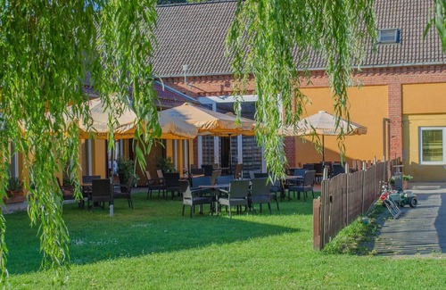 Weisen Apartamento | Double/twin room with bathroom and garden view