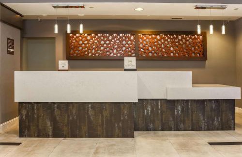 East Point Hotel | DoubleTree by Hilton Atlanta Airport