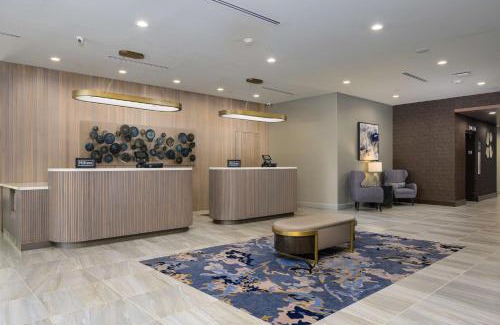 Northeast Raleigh Hotel | DoubleTree by Hilton Raleigh Midtown, NC