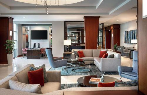 Brisbane Hotel | DoubleTree by Hilton San Francisco Airport North Bayfront