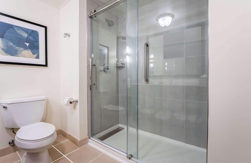 Executive Park Hotel | DoubleTree by Hilton South Charlotte Tyvola