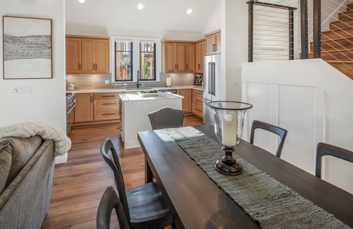 Dover Bay Casa | Dover Bay Luxe Home w/ Private Hot Tub - Sleeps 12