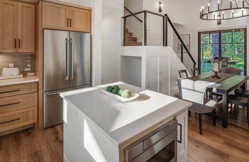 Dover Bay Casa | Dover Bay Luxe Home w/ Private Hot Tub - Sleeps 12