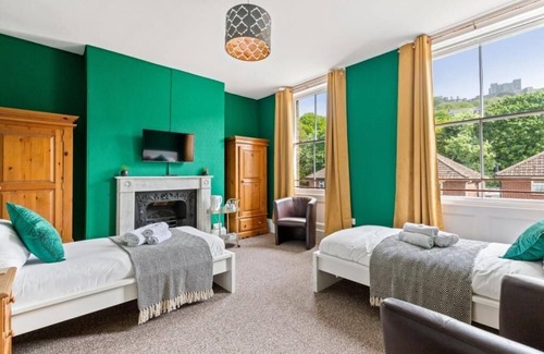 Dover Casa | Habitacion Doble-Económico-Baño compartido-Vista a lugar emblemático