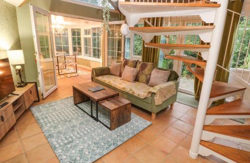 Mabe Casa | Dowager Cottage