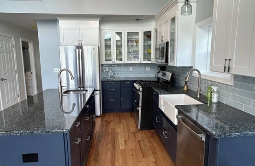 North Stonington Casa | Down the Lake @ Heron's Cove - Lakefront Rental Home near Winery/Trails/Casinos