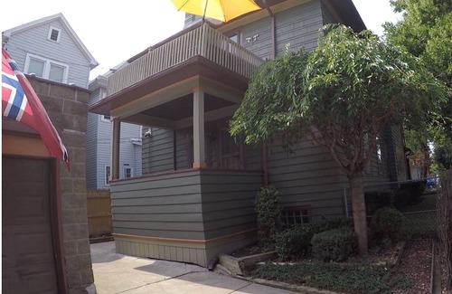 Lakeview Casa | Casa completa, 4000 pies cuadrados, BUFFALO del centro de la ciudad, a 20 minutos de las cataratas.