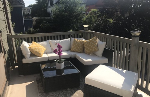 Lakeview Casa | Casa completa, 4000 pies cuadrados, BUFFALO del centro de la ciudad, a 20 minutos de las cataratas.