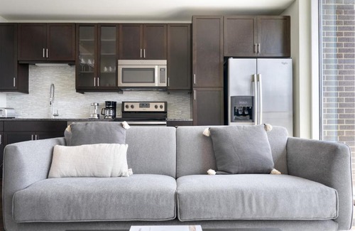 Waller Creek District Apartamento | Downtown 1br w gym pool deck nr capitol ATX-192