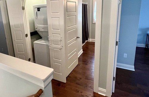 Lake Charles Casa | Downtown 3 bedroom Townhouse, covered parking