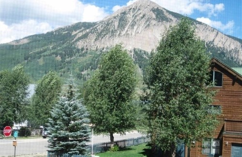 Crested Butte Casa | Downtown C B, Contemporáneo, Soleado 2BR, Impresionantes vistas