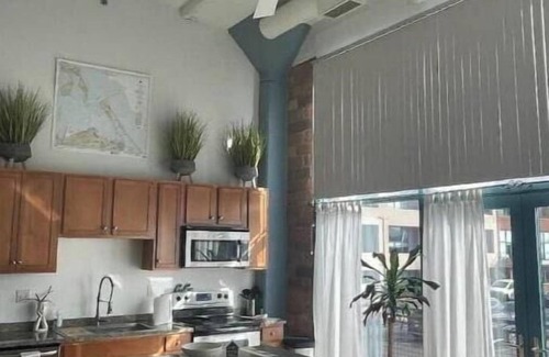 Sandusky Apartamento | Downtown Cedar Point 2 Bed 2 Bath Sleeps 6