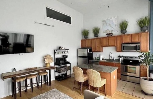 Sandusky Apartamento | Downtown Cedar Point 2 Bed 2 Bath Sleeps 6