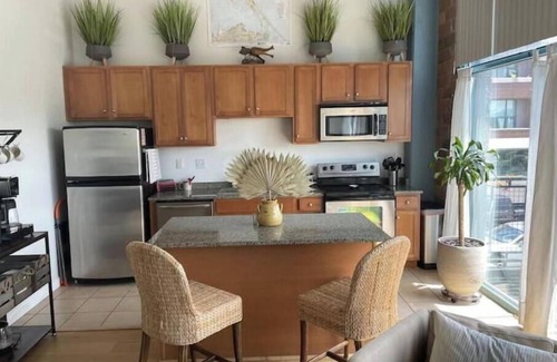 Sandusky Apartamento | Downtown Cedar Point 2 Bed 2 Bath Sleeps 6