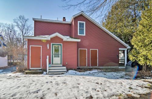 Charlevoix Casa | Downtown Charlevoix Duplex half Mi to Lake Michigan