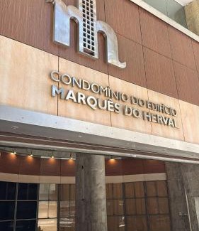 Centro Apartamento | Downtown - close to everything! Up to 5 people in comfort