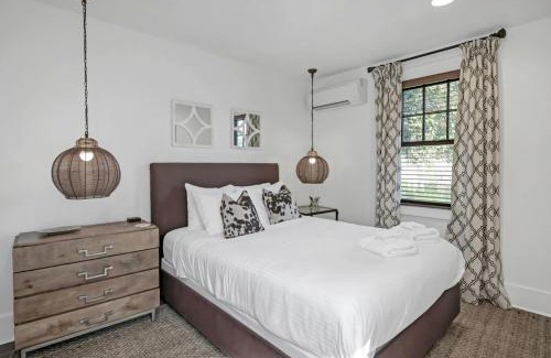 Columbia Casa | Downtown Cottage - Zen Garden