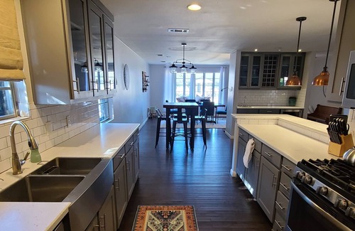 White Rock Hills Casa | Downtown Dallas, hike and bike, easy commute, White Rock lake, Arboretum,