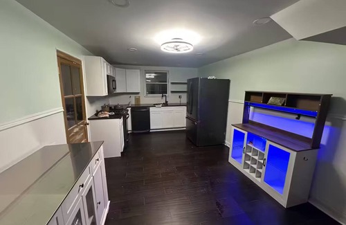 Carlisle Casa | Downtown Delight