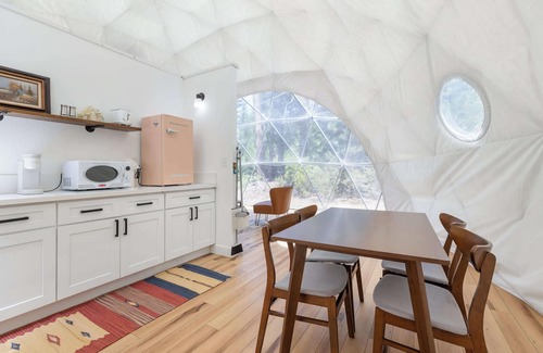 Shaver Lake Cabina | Downtown Dome Glamping Retreat in Shaver Lake