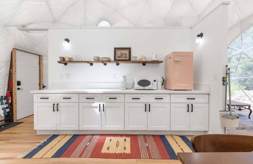 Shaver Lake Cabina | Downtown Dome Glamping Retreat in Shaver Lake