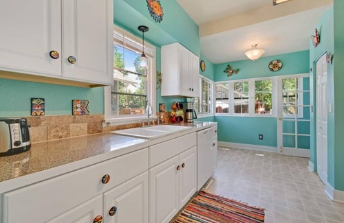 Loveland Casa | Downtown E 6th St