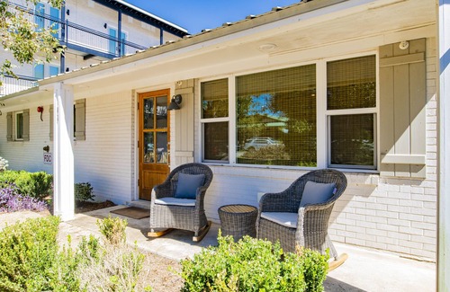 Fairhope Casa | Downtown Fairhope Cottage-walking distance to everything!!!