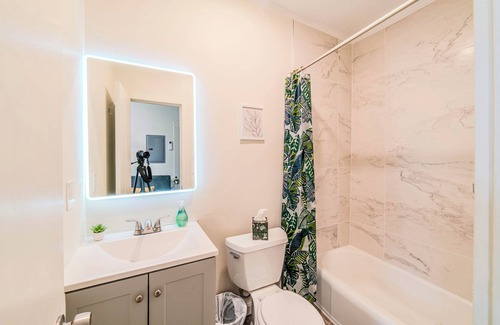 Falmouth Apartamento | Downtown Falmouth 1 Bedroom Apartment