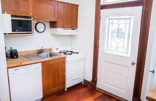 Cortez Hill Casa | Downtown Historic Victorian Beauty!