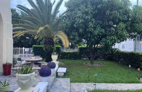 Parkside Casa | Downtown Hollywood & Broward Echard Inn