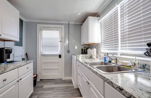 Lenoir City Casa | Not So Tiny Home Historic Lenoir City