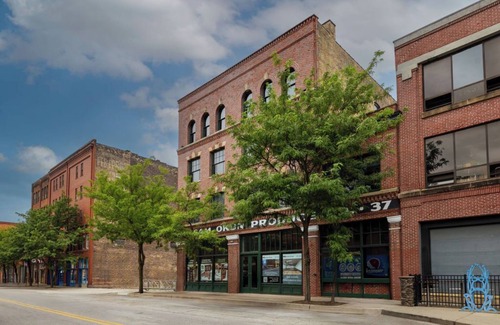 Downtown Toledo Apartamento | Downtown Loft at 5/3 Field!