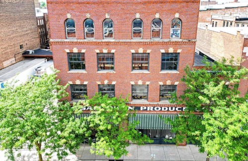 Downtown Toledo Apartamento | Downtown Loft at 5/3 Field!
