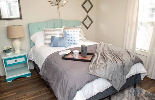 Capital View Casa | Downtown LR