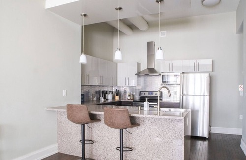 East Town Apartamento | Downtown Luxury 1BR Loft