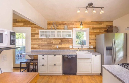 Appleton Casa | -Downtown Luxury at Lawrence