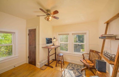 Appleton Casa | -Downtown Luxury at Lawrence